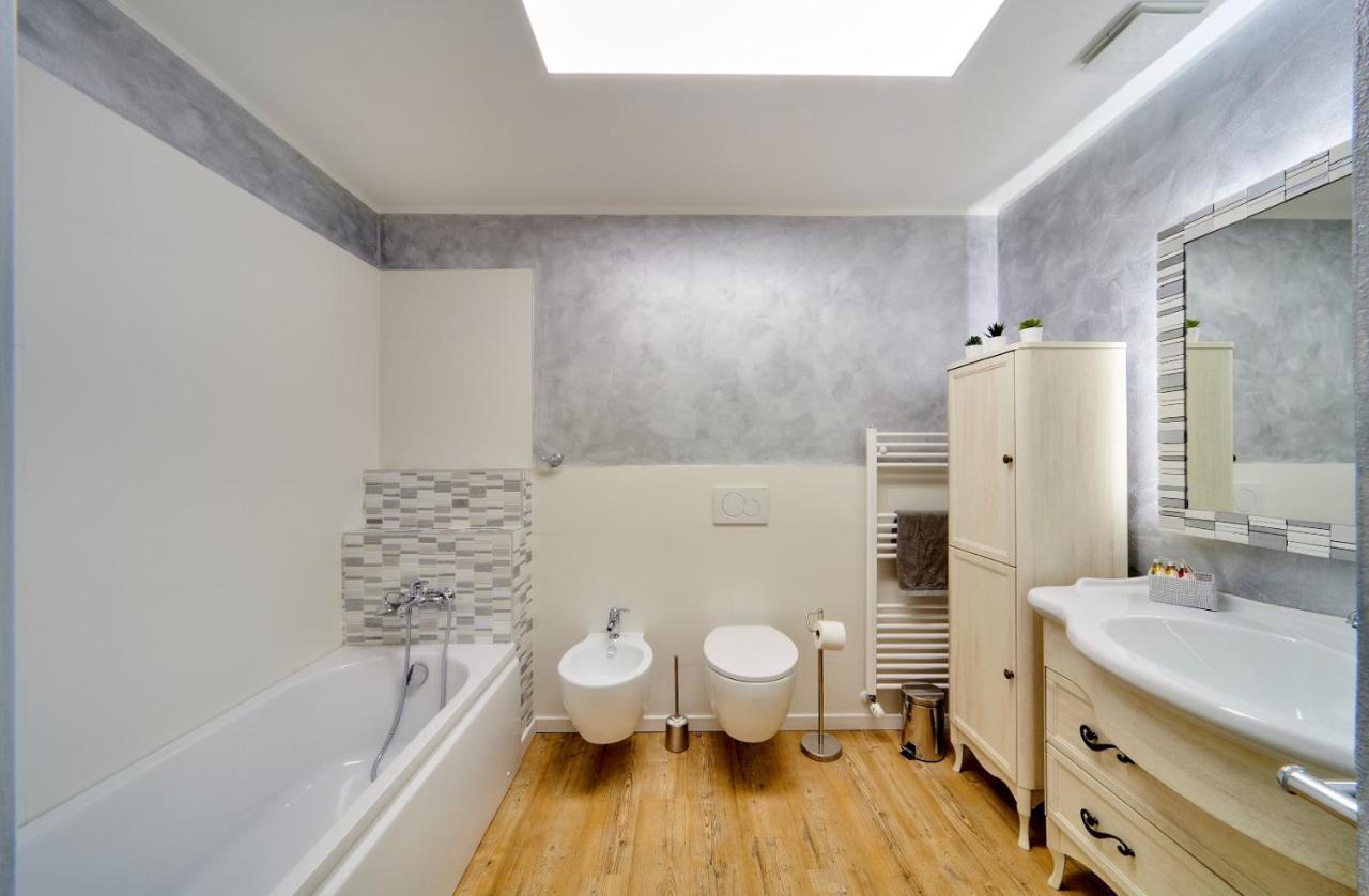 El Lavandee Varenna Ngoại thất bức ảnh